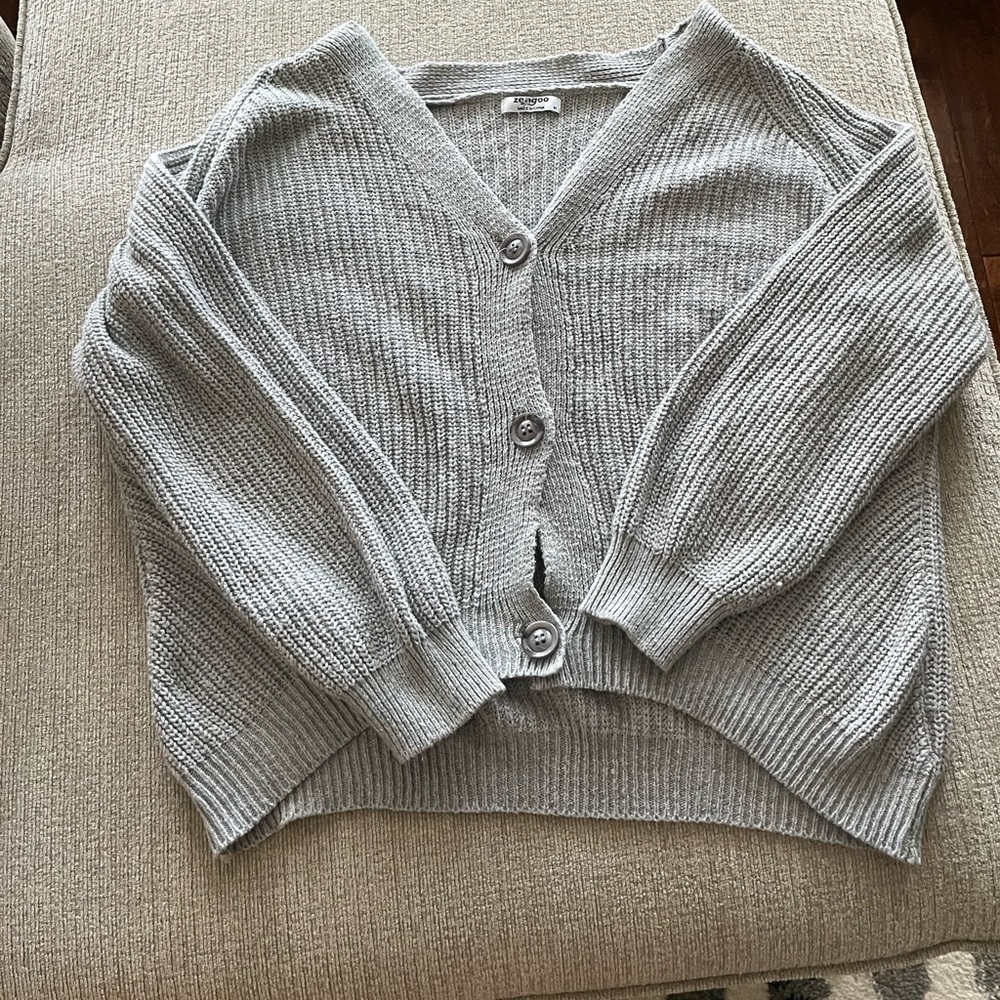 Gray cropped cardigan size M